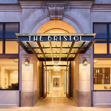 The Bristol Hotel Екстер'єр фото